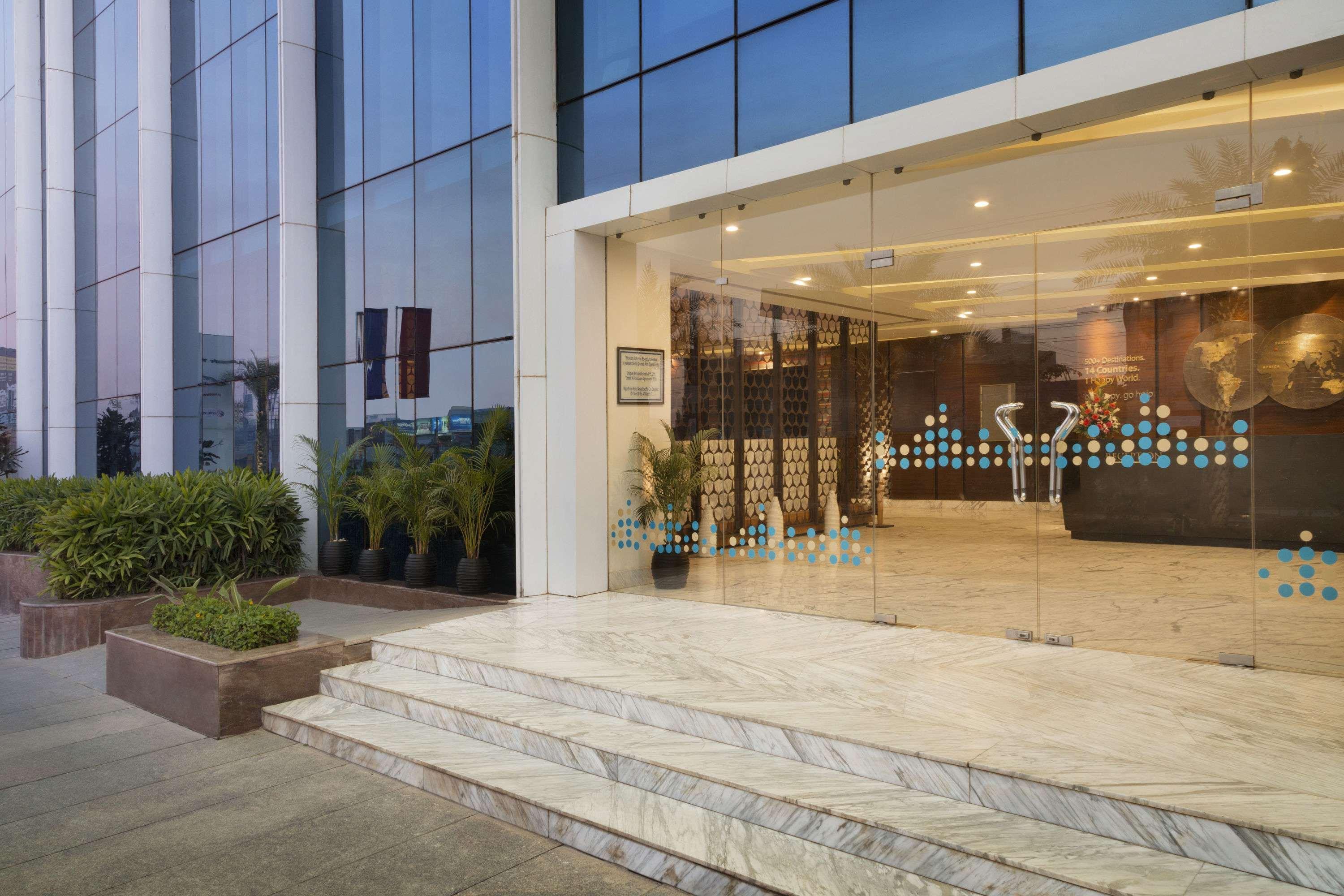 Howard Johnson By Wyndham, Hebbal, Bengaluru Esterno foto