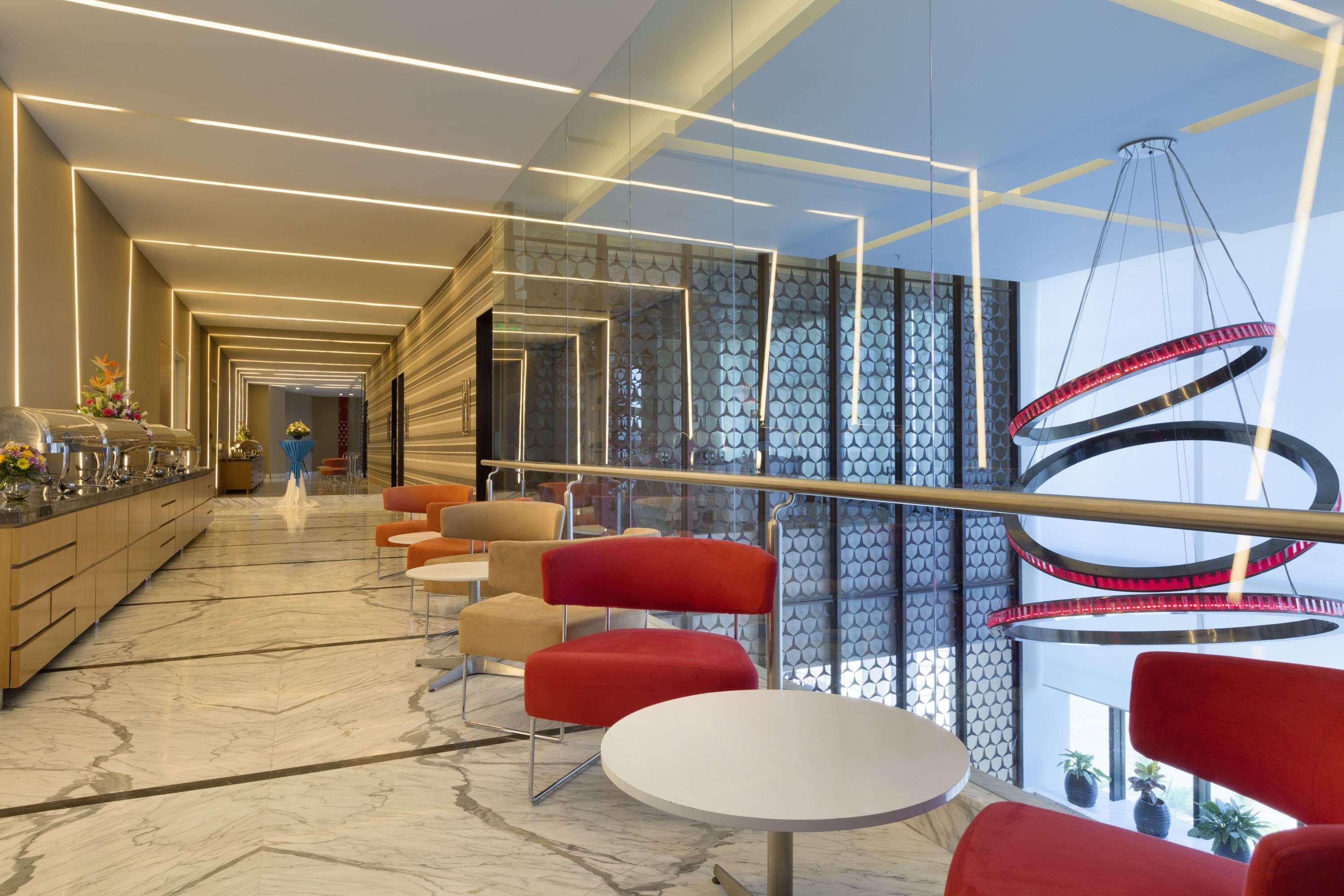 Howard Johnson By Wyndham, Hebbal, Bengaluru Esterno foto