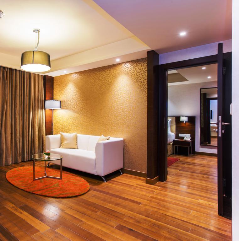 Howard Johnson By Wyndham, Hebbal, Bengaluru Esterno foto