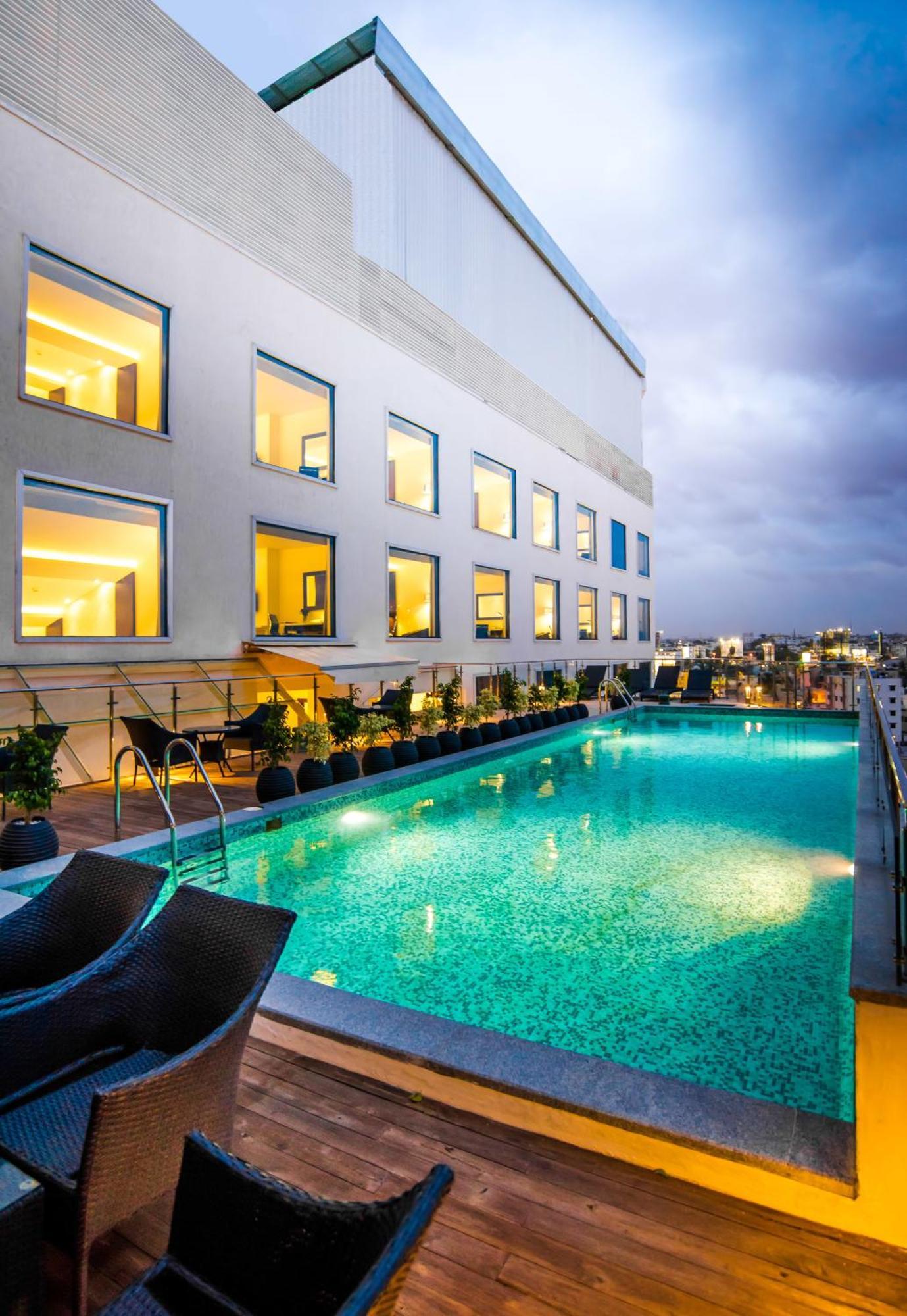 Howard Johnson By Wyndham, Hebbal, Bengaluru Esterno foto