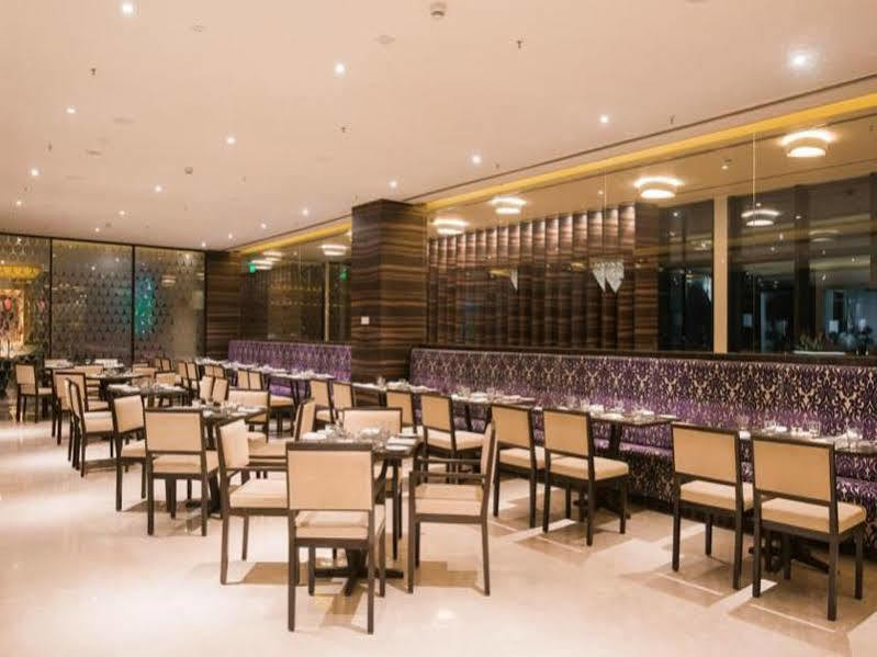 Howard Johnson By Wyndham, Hebbal, Bengaluru Esterno foto