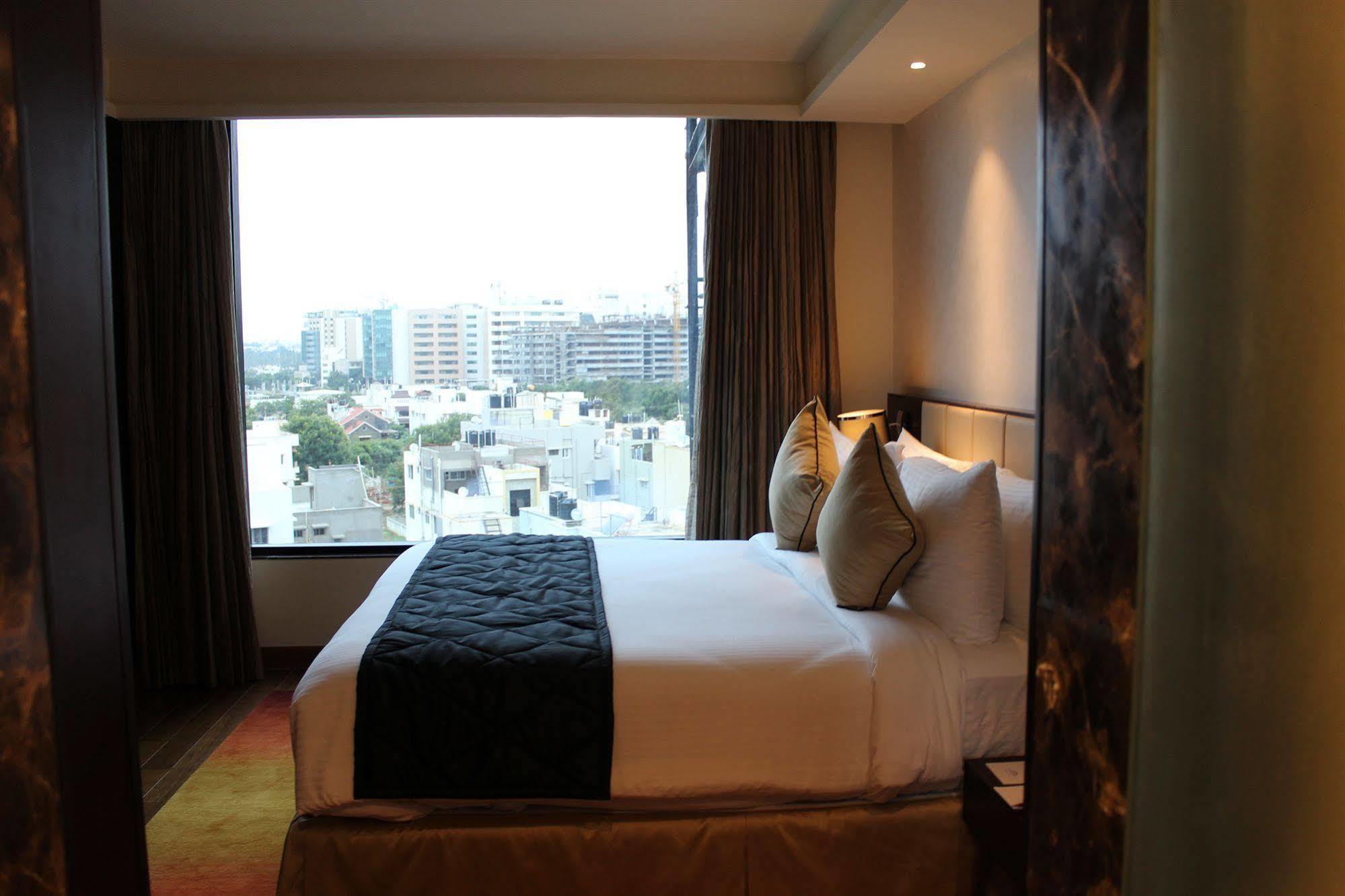 Howard Johnson By Wyndham, Hebbal, Bengaluru Esterno foto