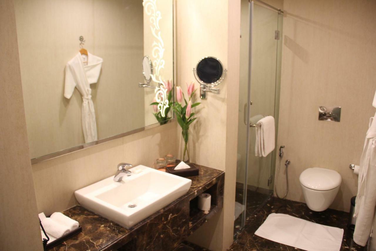 Howard Johnson By Wyndham, Hebbal, Bengaluru Esterno foto